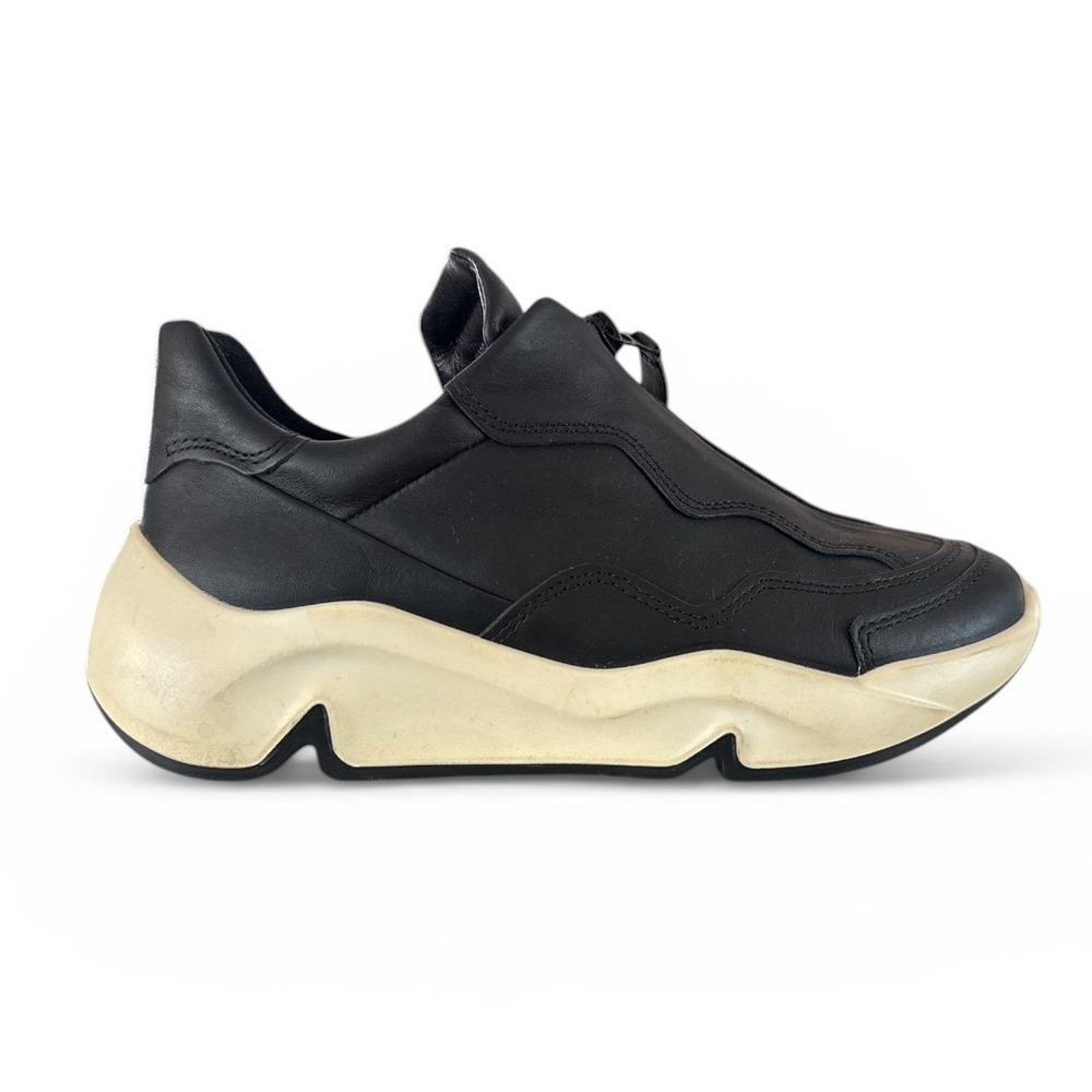 ECCO Chunky Zip Leather Sneakers Size 6-6.5